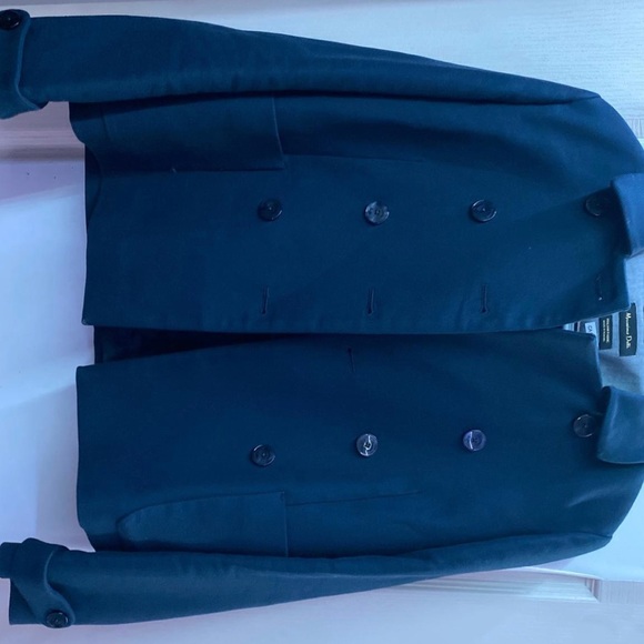 Massimo dutti blazer. Price negotiable. All in CAD - Picture 1 of 4